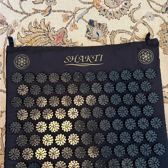 Like New Shakti Beginner Acupressure Classic Mat Still in Box - Picture 7 of 12